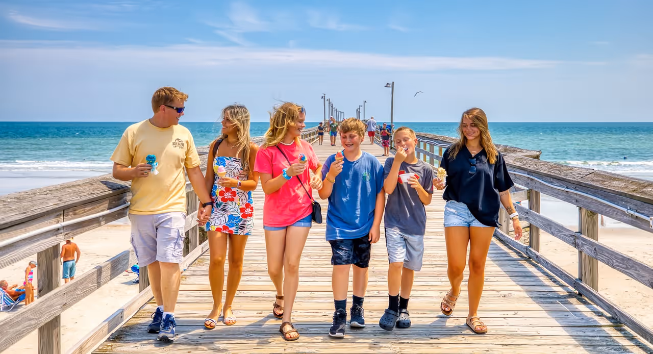 Scoops Ice Cream at Ocean Isle Beach Pier